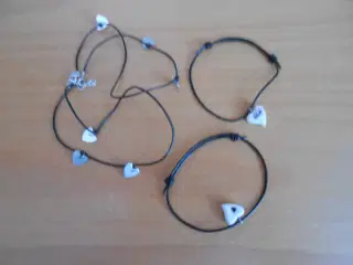 Er du til Smykker??? Også rejsebox.