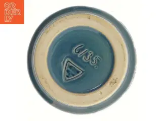Blå keramikvase med relief (str. 12x9 cm) fra Michael Andersen keramik