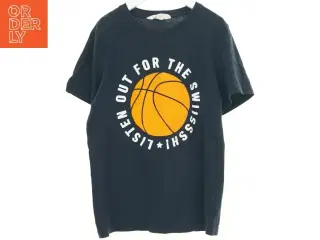 T-Shirt fra H&M (str. 152 cm)