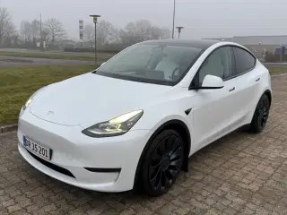Tesla Model Y Performance AWD 5d