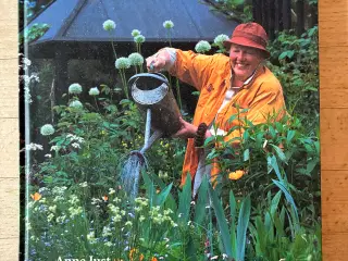 Haven i Hune, Anne Just