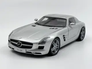 2010 Mercedes-Benz SLS 6,3 AMG Coupe - 1:18