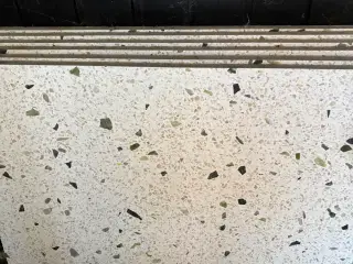 Terrazzos flise Leaf stk pris