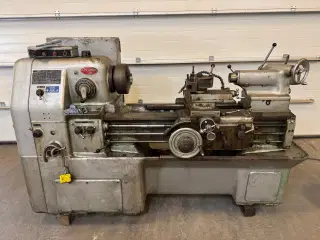 Drejebænk Okuma LS