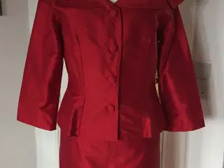 Helsilke sæt jakke og nederdel