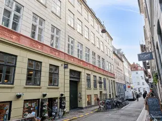 Kontor lejemål Hyskenstræde 3, stuen th