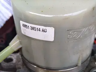Ford Focus Servostyrings pumpe