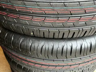 Nye 185-65-15 sommerdæk. Continental.
