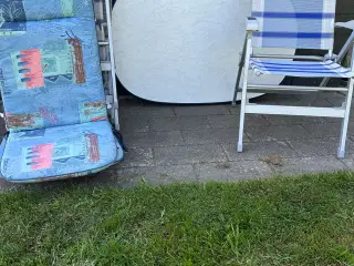 Campingbord med 4 stole