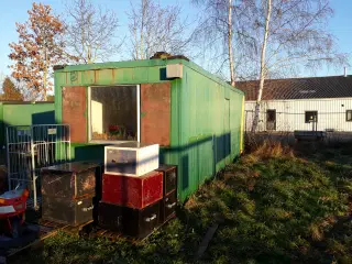 " Mandskabs og beboelses pavilioner. 