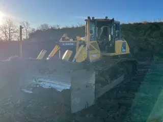 Komatsu D 65 PX 16 Dozer