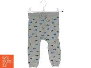 Grå bukser med bilmotiv fra H&M (str. 80)