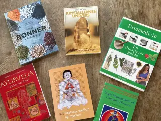 Bøger om alternativ medicin, ayurveda, krystaller