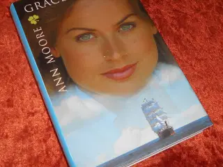 Graces nye liv, Ann Moore,
