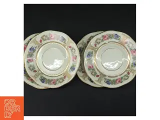 Porcelænsmiddagstallerkener fra Pirken Hammer (str. Ø. 19 cm)