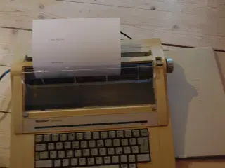 SHARP retro el skrivemaskine 