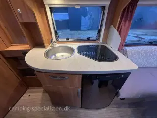 2015 - Hymer Nova Light 465   2015 Hymer Nova Light 465 - se den nu hos Camping-Specialisten.dk