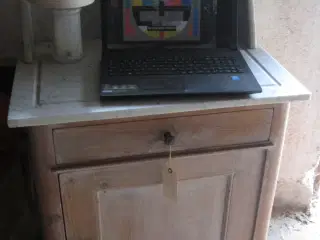 Servante skab