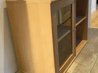 Vitrine  skab 