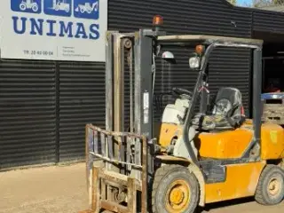 Dieseltruck med lav mast