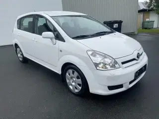 Toyota Corolla Verso 2,2 D-4D Terra 7prs