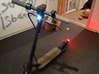 NAVEE El-løbehjul – Som nyt (Kun kørt 337 km) ⚡