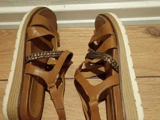 Damesandaler, TAMARIS, skind, brun, str. 40. Som n