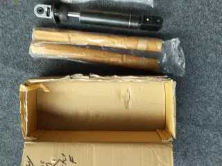 Støddæmper til Suzuki GXS 1100 F. årgang 1989 ( %