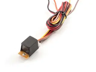 Ampire relæ med ledningsnet 12v 10a