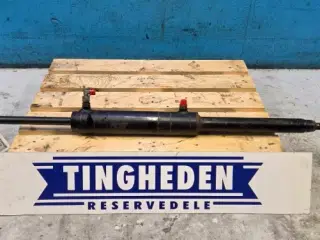 Massey Ferguson 7252 Styrecylinder 45100025