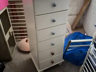 Hvid kommode