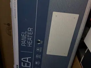 Moderne og stilren el-radiator i sort, med WIFI (h