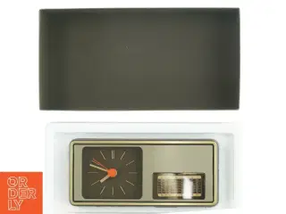 Clock radio (str. 18x8x7 cm)