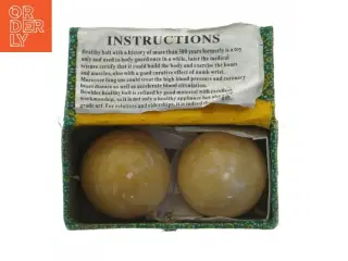 2 store Bowlder / Boulder Healthy Ball månesten (str. Ø 5,5 cm)