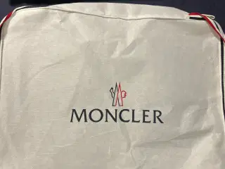 Moncler vest str 12A