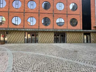 SUPER CHARMERENDE BUTIKS- OG RESTAURANTLEJEMÅL UDLEJES