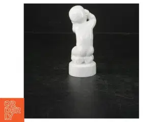 Hvid porcelænsfigur fra Bing og Grøndahl (str. 11,5 cm)