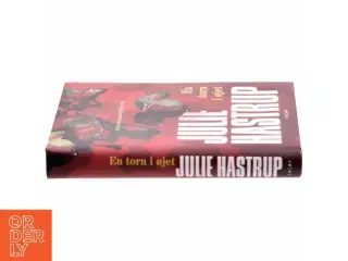 En torn i øjet af Julie Hastrup (Bog)