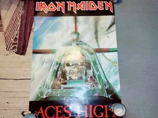 ed retro plakat fra 1985 med iron maiden aces high