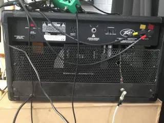 Peavey Triple XXX® Super 40 EFX Combo lavet om til