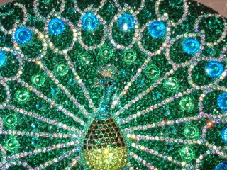 Påfugl taske med rhinsten 