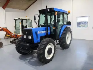 TRAKTOR, New Hol