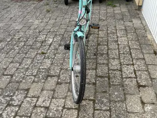 Pige cykel 24” 