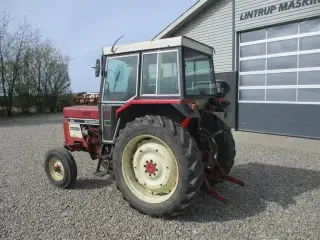 IH 584 Snild lille traktor