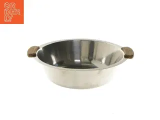 Rustfri serveringsskål med træhåndtag (str. Ø 24,5 cm)