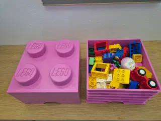 Duplo Kasse med lidt blandet duplo