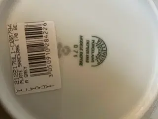 Pillivuyt Sancerre tekopper og tallerkener