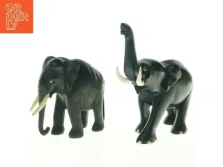 Elefantfigurer i træ