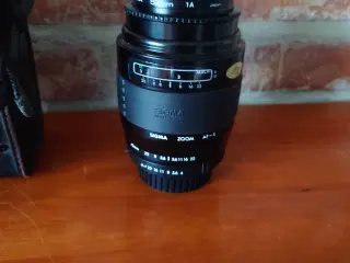 Sigma UC ZOOM 70-210 mm f/4-5.6 objektiv til Nikon
