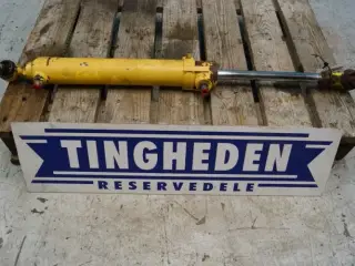 New Holland TX34 Styrecylinder 80394600